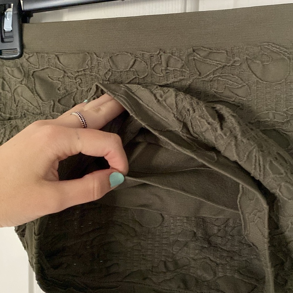 Patterned Tube Top!! - Picture 7 of 7